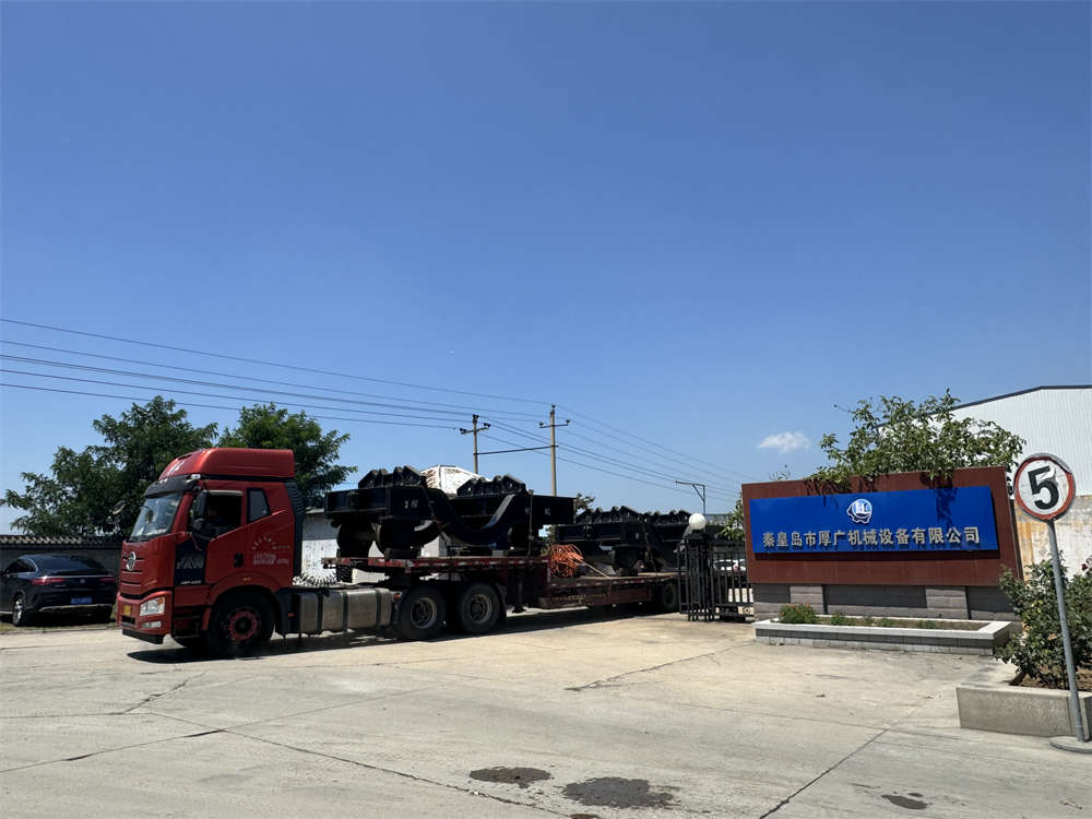 厚廣發(fā)貨鐵水車